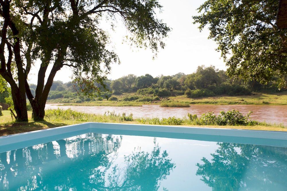 Maninghi Lodge Hoedspruit Extérieur photo